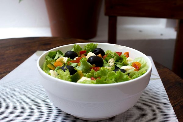 Découvrez comment offrir une expérience de brunch végétalien d"exception dans un restaurant urbain : les meilleures pratiques à adopter !